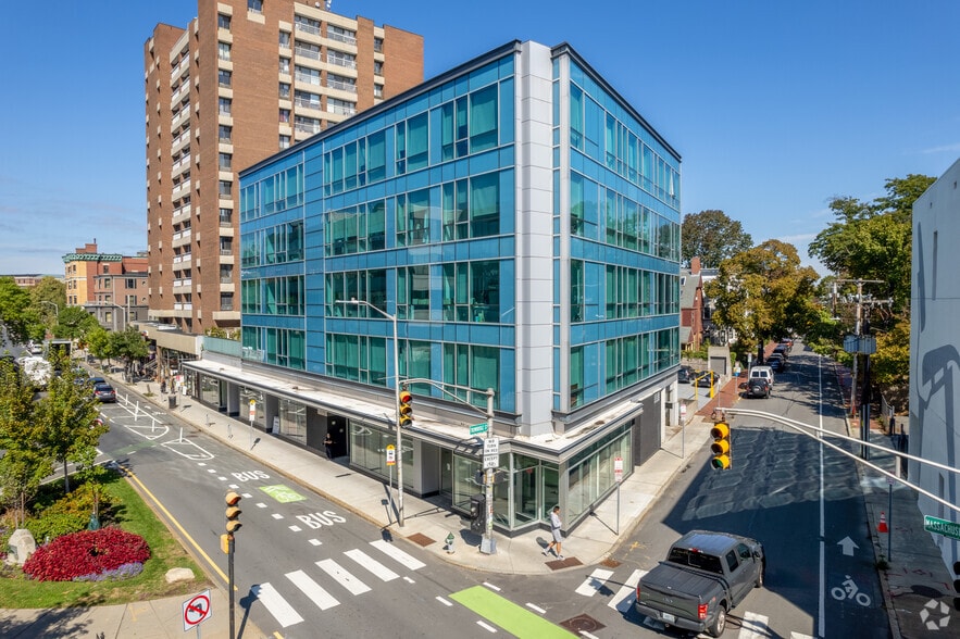 Primary Photo Of 1075 Massachusetts Ave, Cambridge Apartments For Lease