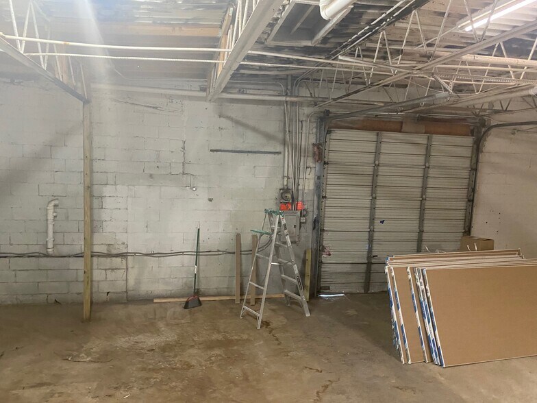 More Photos Of 240-242 N Broadway, Gloucester City Warehouse For Sale