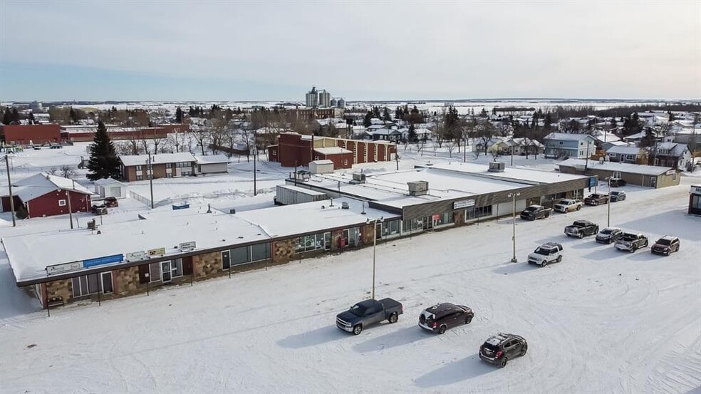 More Photos Of 24 Main SW st, Falher General Retail For Sale