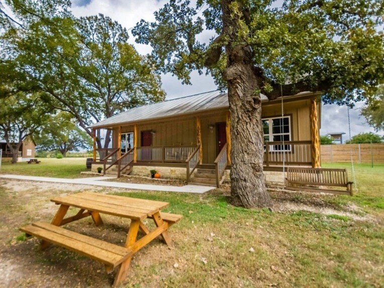More Photos Of 10296 E US Highway 290, Fredericksburg Hospitality For Sale