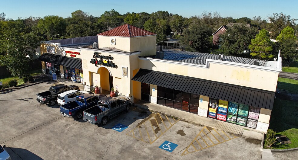 More Photos Of 502 S Allen Genoa Rd, South Houston Storefront Retail Office For Lease
