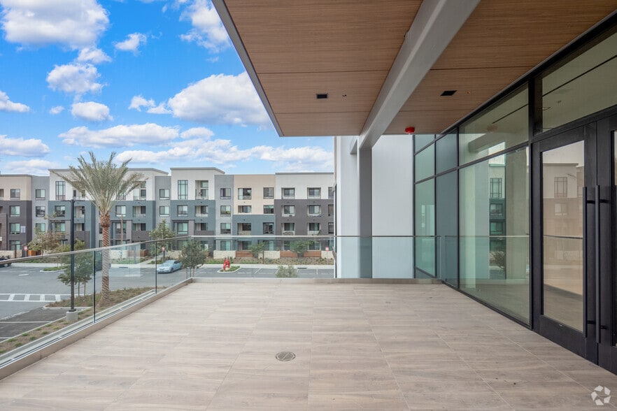 More Photos Of 5255 Katella Ave, Cypress Medical For Lease