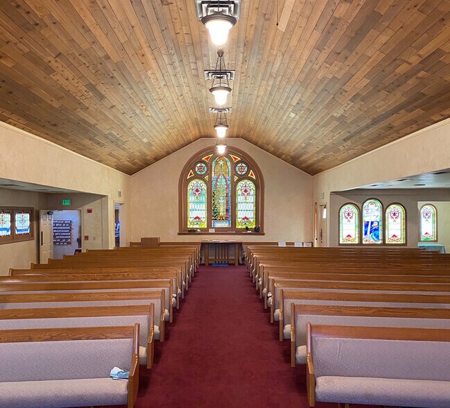 More Photos Of 1301 Oak St, Paso Robles Religious Facility For Lease