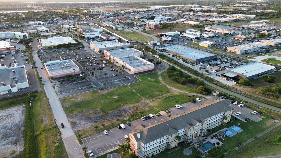 More Photos Of Pablo Kisel Blvd @ Pablo Kisel Blvd, Brownsville Land For Sale