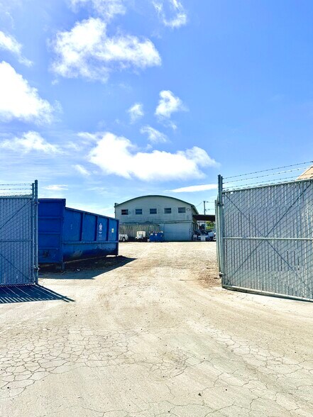 More Photos Of 1961 Meeker Ave, Richmond Warehouse For Sale