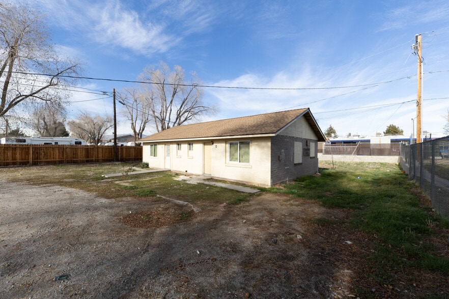 More Photos Of 1940 Prater Way, Sparks Storefront Retail Residential For Sale