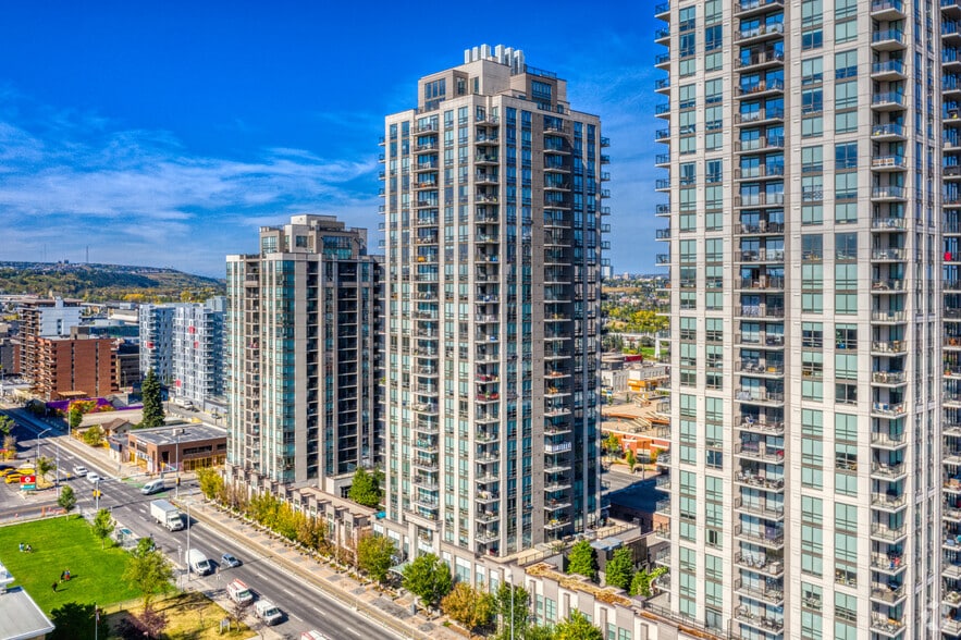More Photos Of 1118 12th Ave SW, Calgary Apartments For Sale
