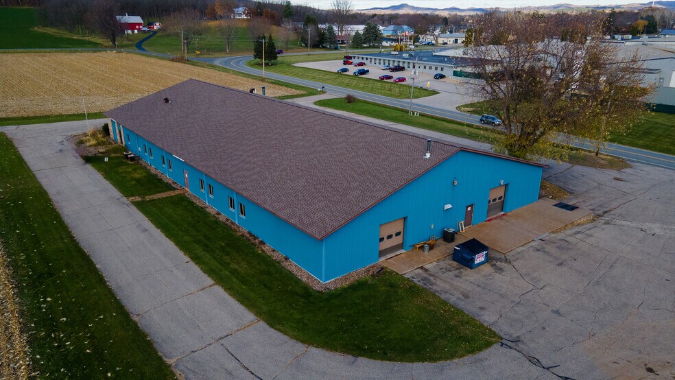 More Photos Of 16771 S 15th St, Galesville Warehouse For Sale