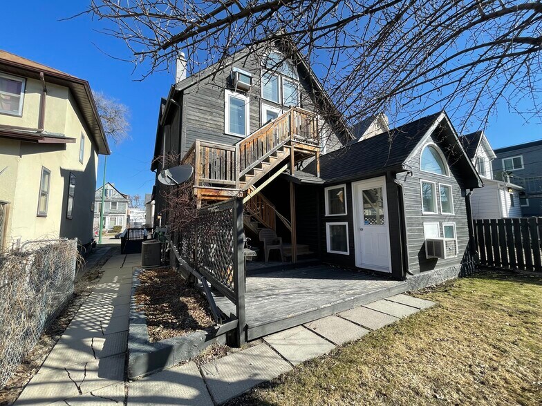 More Photos Of 598 Corydon Av, Winnipeg General Retail For Sale