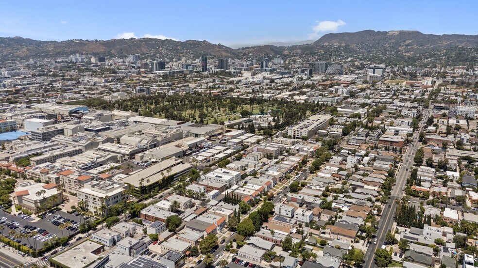 More Photos Of 737 N Ridgewood Pl, Los Angeles Apartments For Sale