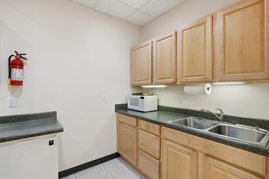 More Photos Of 2074 Galisteo St, Santa Fe Medical For Sale