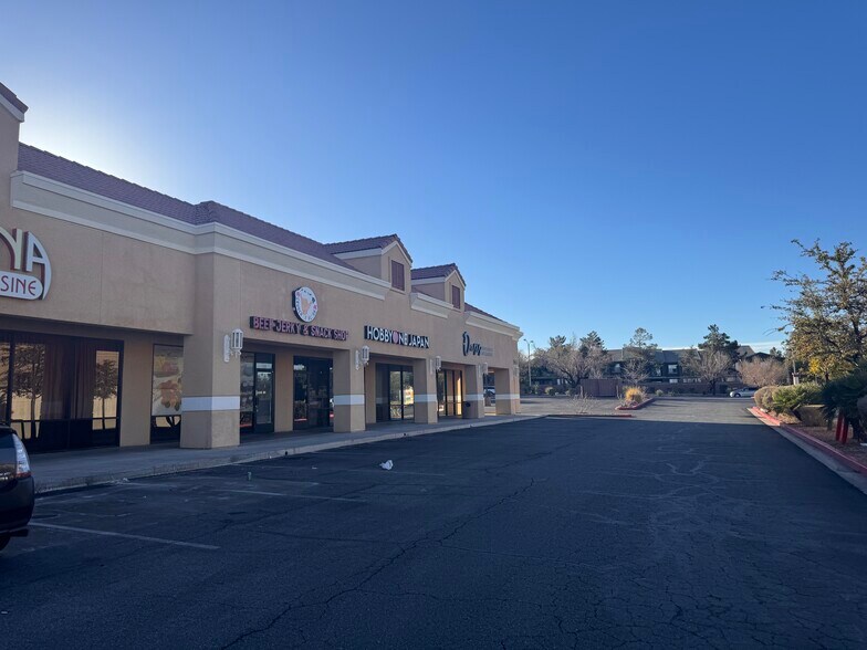 More Photos Of 10960 S Eastern Ave, Henderson Storefront For Lease