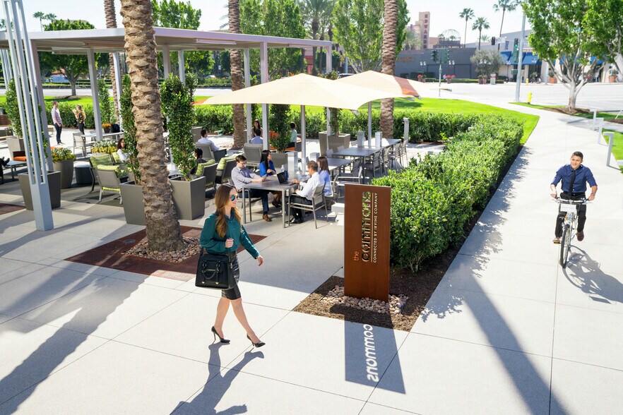 More Photos Of 400 Spectrum Center Dr, Irvine Office For Lease