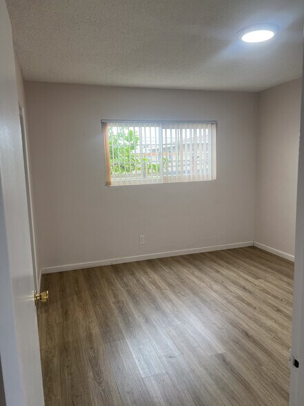 More Photos Of 16701 S Berendo Ave, Gardena Apartments For Sale