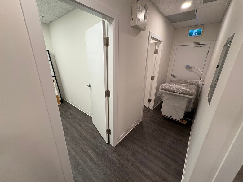 More Photos Of 11770 Fraser St, Maple Ridge Medical For Lease