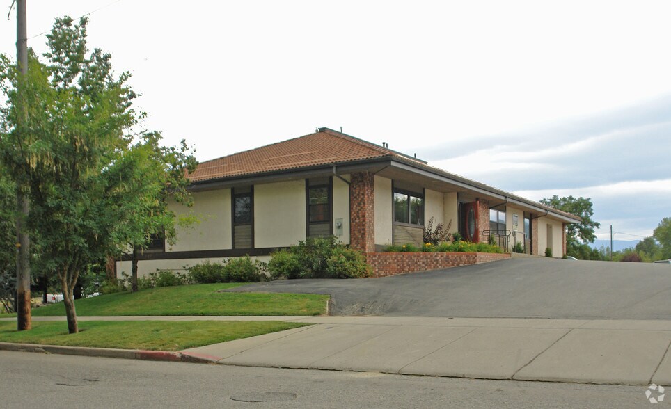 Primary Photo Of 307 S 1st Ave, Sandpoint Office For Sale