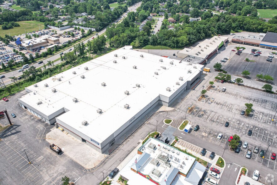 More Photos Of 3120-3180 Richmond Rd, Lexington Unknown For Lease