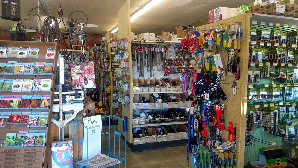 More Photos Of 11317 Kernville Rd, Kernville Storefront For Sale