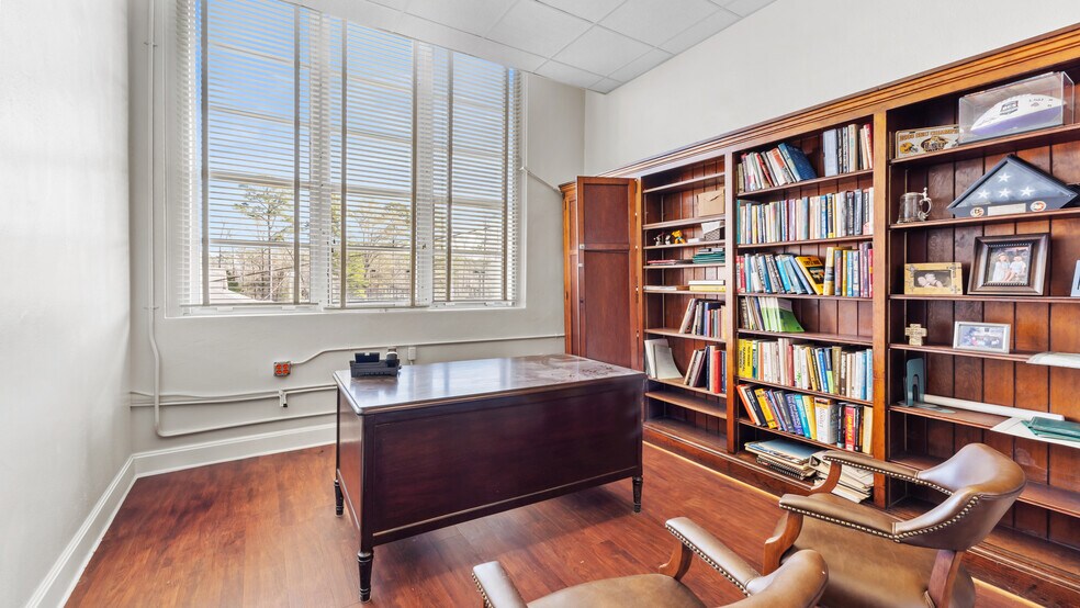 More Photos Of 14905 Oak St, Hosston Schools For Sale