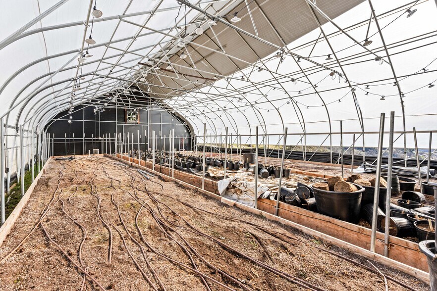 More Photos Of 4300 Young Creek Rd, Ukiah Specialty For Sale