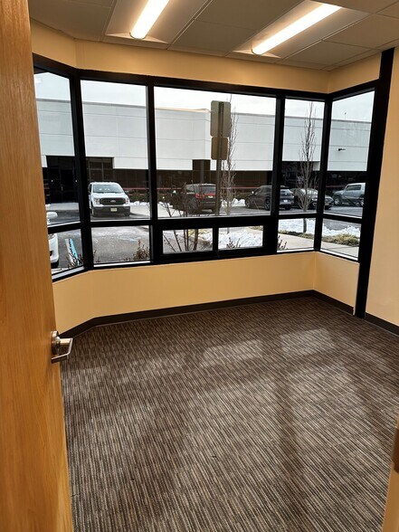 More Photos Of 908 Oak Tree Rd, South Plainfield Medical For Lease
