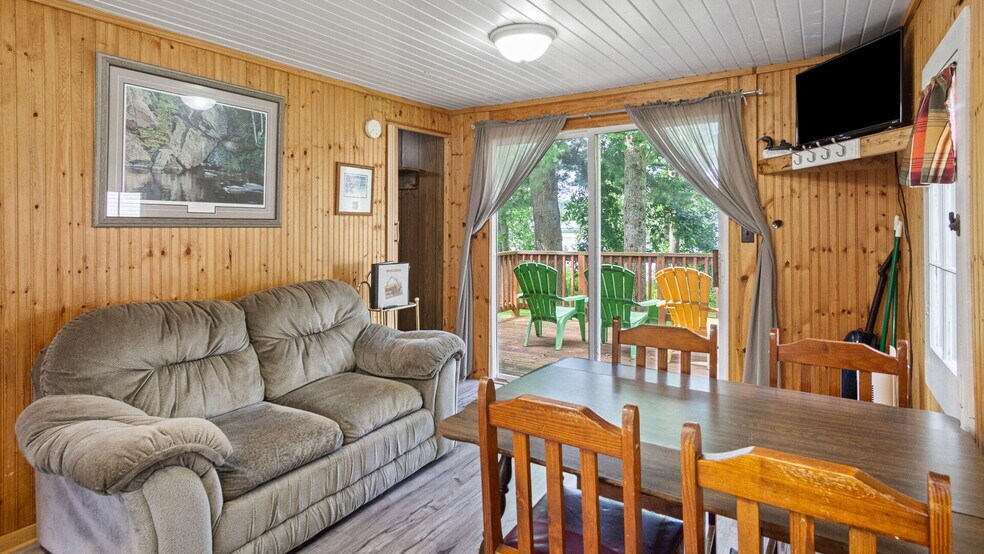 More Photos Of N1107 Roses Resort Rd, Weyerhaeuser Trailer Camper Park For Sale