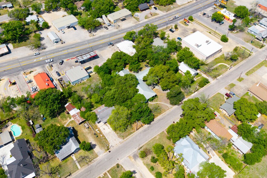 More Photos Of 725 S Brazos St, Lockhart Land For Sale