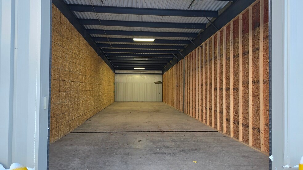 More Photos Of 908 County Road 480, Marquette Warehouse For Lease