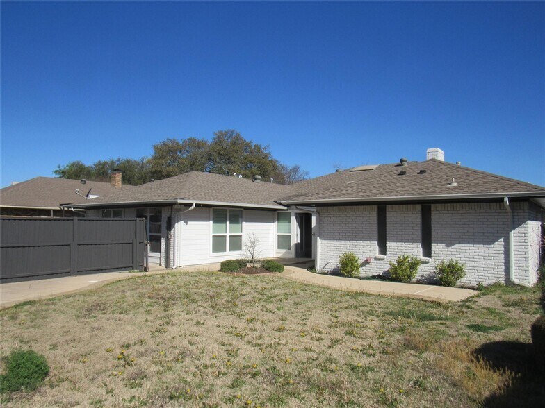 Primary Photo Of 9754 Amberley Dr, Dallas Assisted Living For Sale