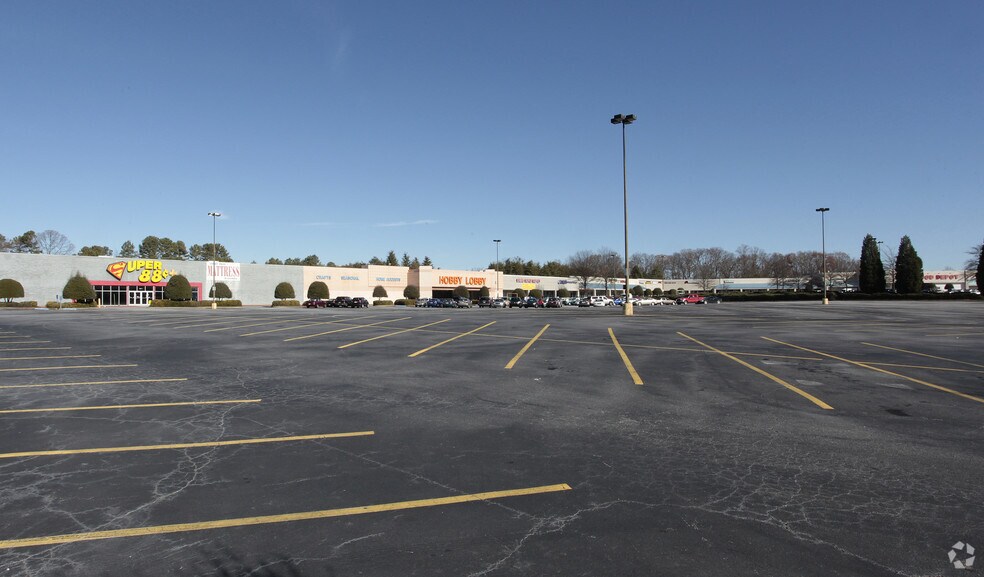 More Photos Of 1355 East-West Connector, Austell Freestanding For Lease