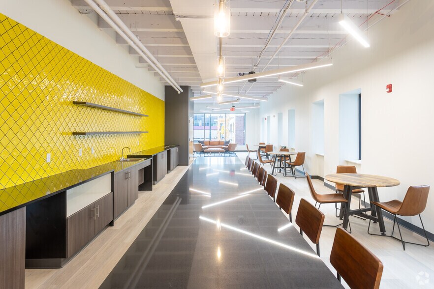 More Photos Of 220 W Congress St, Detroit Office For Lease