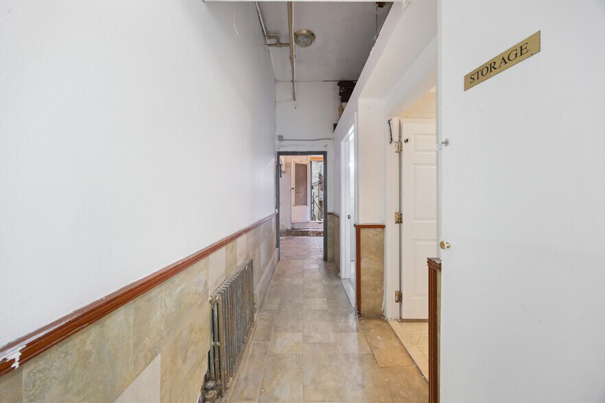 More Photos Of 314-318 W 36th St, New York Apartments For Lease