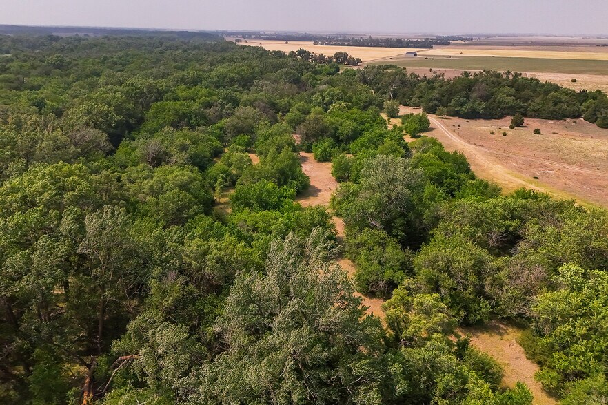More Photos Of 9111 Long View Road, Burrton Land For Sale