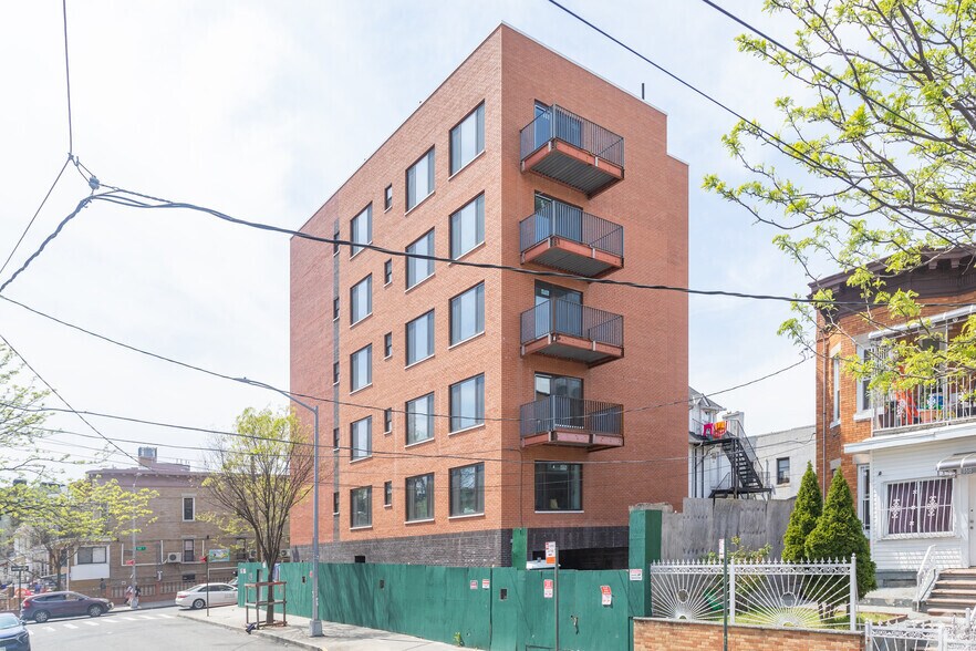 More Photos Of 8783 168th St, Jamaica Apartments For Sale