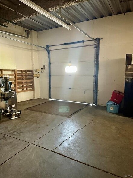 More Photos Of 3505 West Rd, Cortland Freestanding For Lease