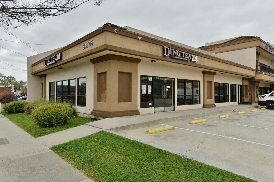 More Photos Of 24705 Narbonne Ave, Lomita Unknown For Lease