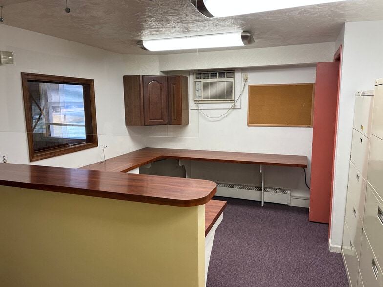 More Photos Of 13155 Greensboro Rd, Greensboro Office Residential For Sale