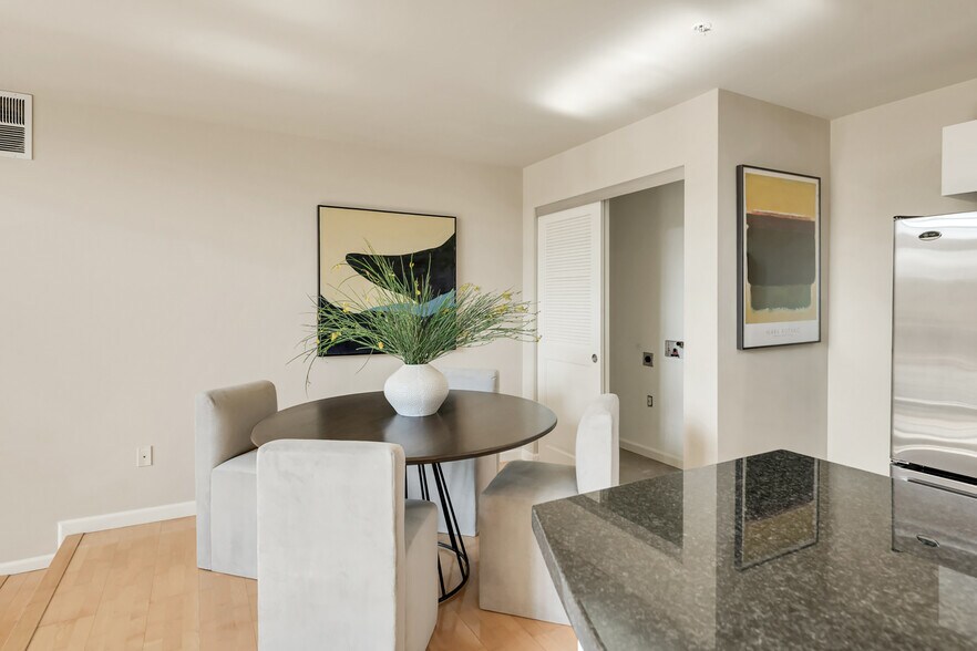 More Photos Of 756 1st St W, Sonoma Office For Sale