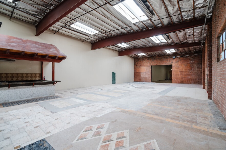 More Photos Of 8647 San Fernando Rd, Sun Valley Warehouse For Lease