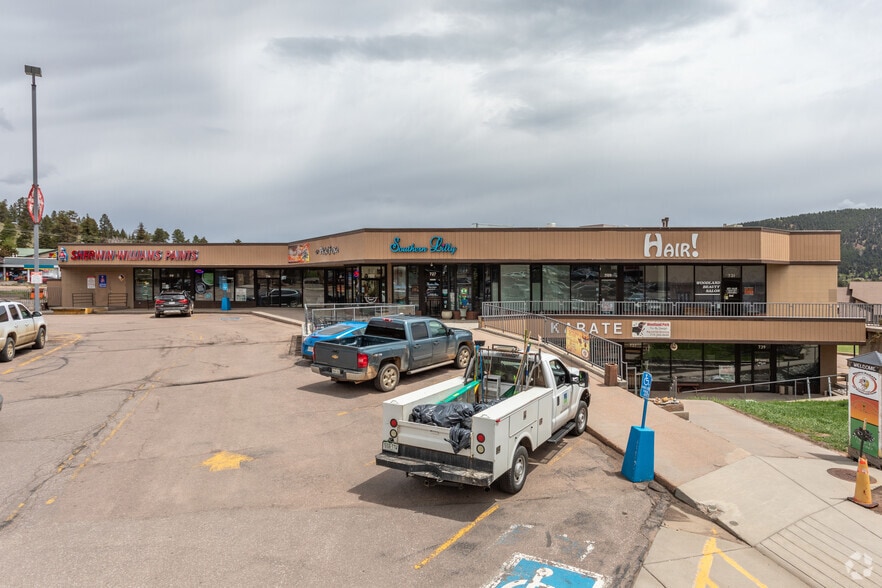 More Photos Of 703-737 Gold Hill Pl, Woodland Park Freestanding For Lease