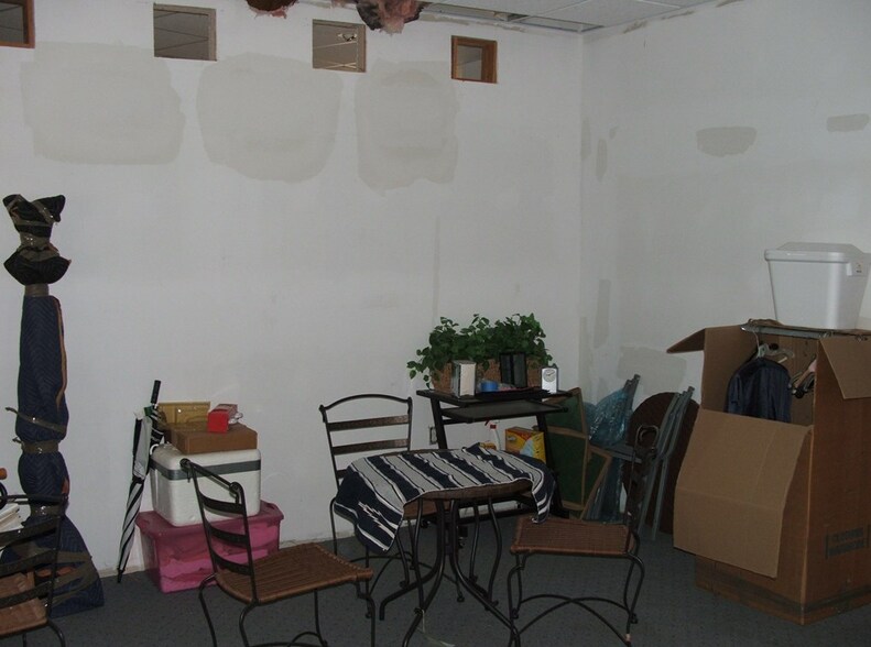 More Photos Of 1528 Four Locust Hwy, Keysville Office For Sale