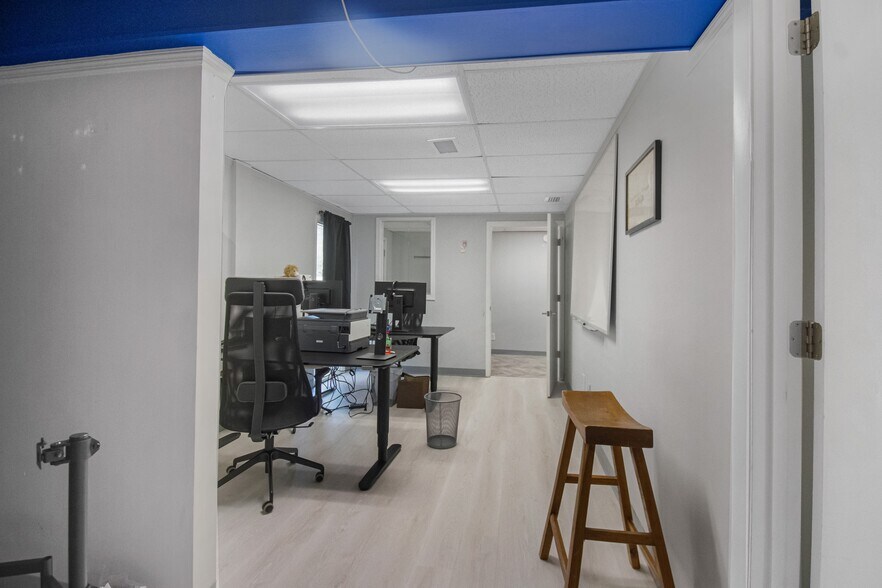 More Photos Of 315 11th Ave N, Jacksonville Beach Medical For Lease