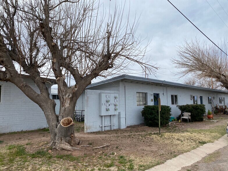 More Photos Of 910 Arizona St, Huachuca City Apartments For Sale