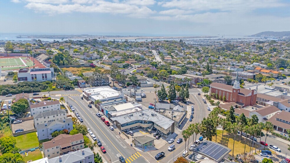 More Photos Of 3675-3683 Voltaire St, San Diego Freestanding For Sale