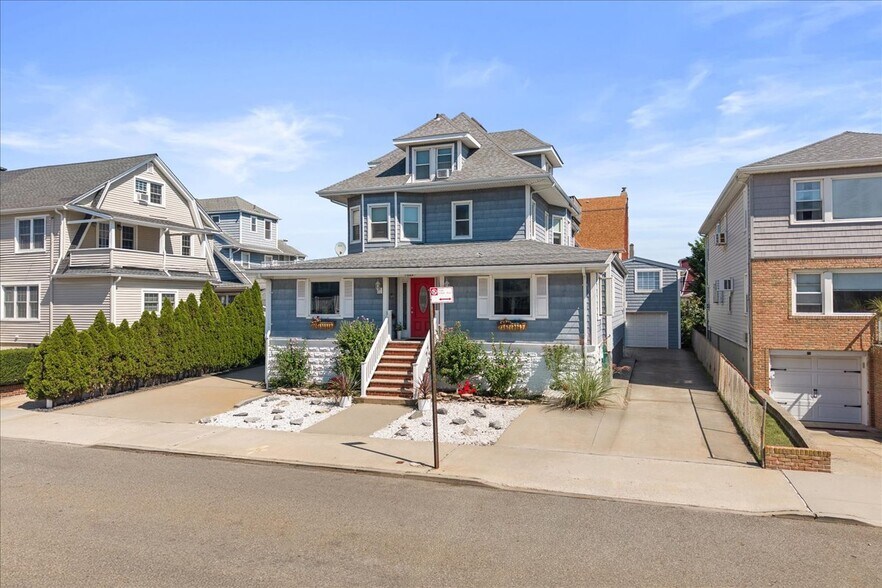 More Photos Of 188 Beach 123rd St, Rockaway Park Apartments For Sale