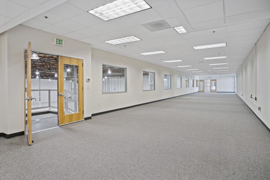 More Photos Of 1816 Ord Way, Oceanside Warehouse For Lease