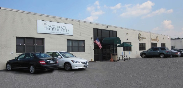 More Photos Of 160 Eileen Way, Syosset Warehouse For Lease
