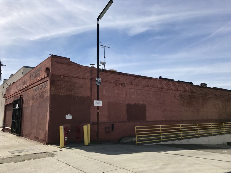 More Photos Of 3805 Avalon Blvd, Los Angeles Manufacturing For Lease