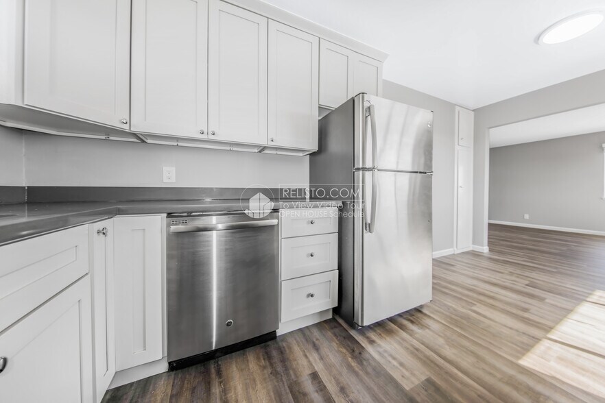 More Photos Of 2105 48th Ave, Oakland Apartments For Sale