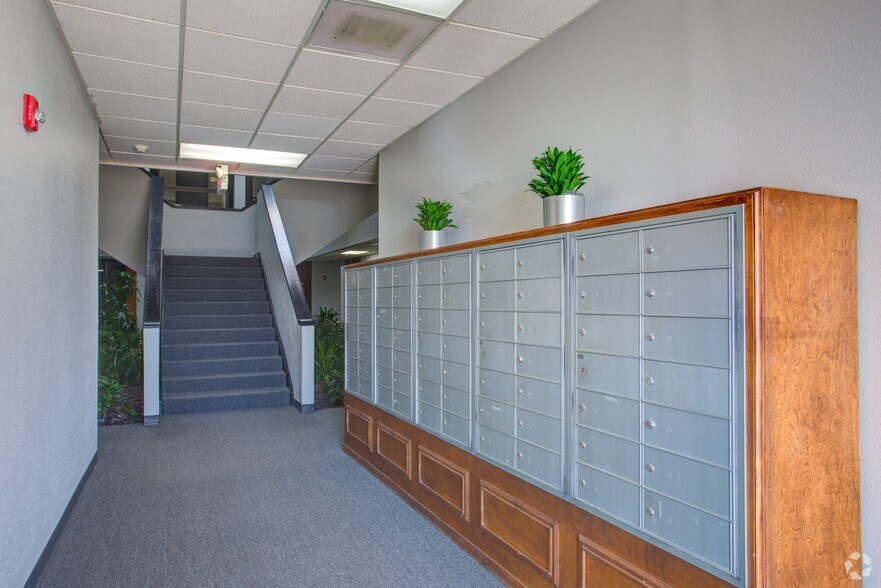 More Photos Of 20501 Katy Fwy, Katy Office For Lease